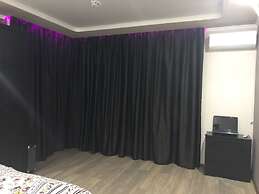 Guest House on Griboedovsky 27a - hostel