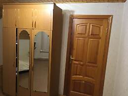 Guest House on Griboedovsky 27a - hostel