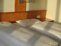 Hotel Lampertheim Flair GmbH & Co. KG