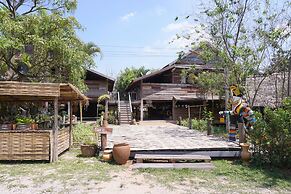 Phuruarounmai Resort