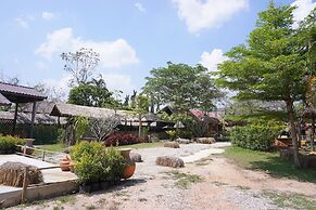 Phuruarounmai Resort