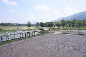 Phuruarounmai Resort