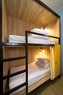 Hotel Bee Station - Hostel