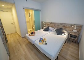 AGI Gloria Rooms