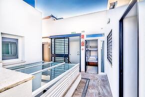 Hostel A2C - Adults Only