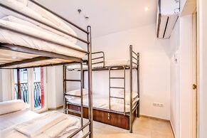 Hostel A2C - Adults Only