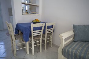 Ianthe Apartments and Villa