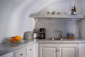 Ianthe Apartments and Villa