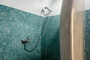 Ianthe Apartments and Villa