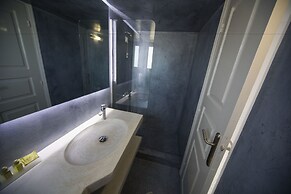 Ianthe Apartments and Villa