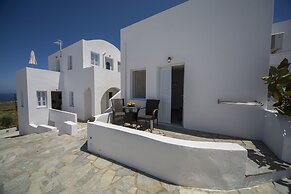 Ianthe Apartments and Villa