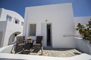 Ianthe Apartments and Villa