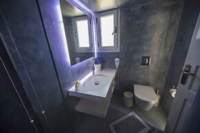 Ianthe Apartments and Villa