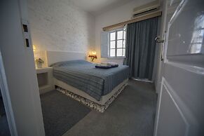 Ianthe Apartments and Villa