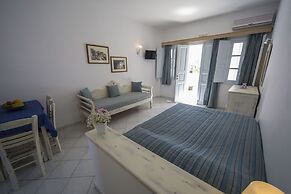 Ianthe Apartments and Villa