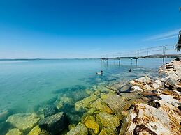 Világos Hotel Balatonvilágos