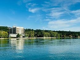 Világos Hotel Balatonvilágos