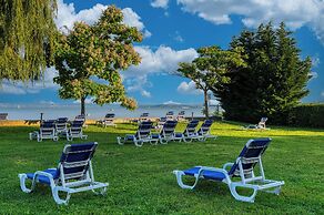 Világos Hotel Balatonvilágos