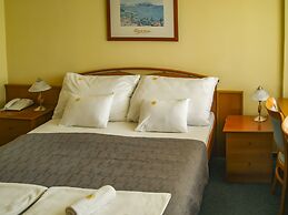 Világos Hotel Balatonvilágos