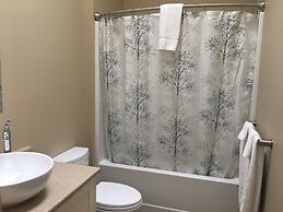 Eagle Reach - A West Coast Cottage