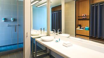 Aloft Dallas Arlington Entertainment District