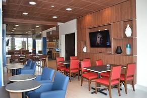 Holiday Inn Express & Suites Goodlettsville N - Nashville by IHG