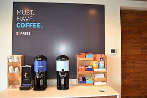 Holiday Inn Express & Suites Goodlettsville N - Nashville by IHG