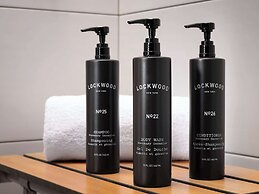 The Charter Hotel Seattle, Curio Collection by Hilton