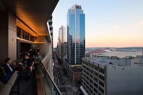 The Charter Hotel Seattle, Curio Collection by Hilton