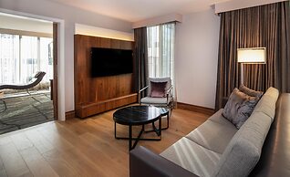 The Charter Hotel Seattle, Curio Collection by Hilton