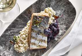 The Charter Hotel Seattle, Curio Collection by Hilton