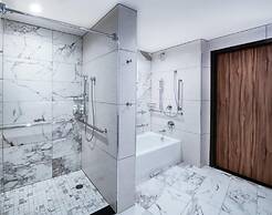 The Charter Hotel Seattle, Curio Collection by Hilton