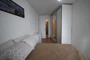 GoHouse Lucio Costa 2202