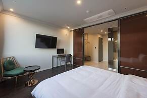 Guseo Browndot Hotel