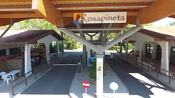 Happy Camp Rosapineta Camping Village