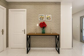 Jennifer Apartment Luxury 2BR SW Pool