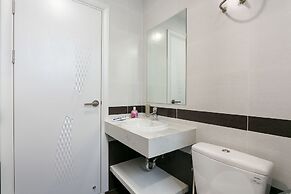 Jennifer Apartment Luxury 2BR SW Pool