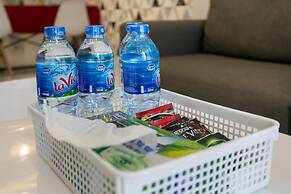 Jennifer Apartment Luxury 2BR SW Pool