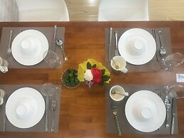 Jennifer Apartment Luxury 2BR SW Pool