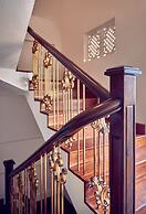 Ziva Suites - A Boutique Hotel