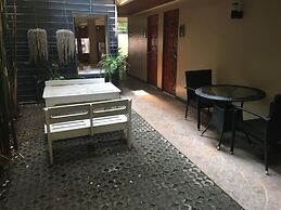 Hub53 Coworking & Coliving Space