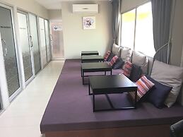 Hub53 Coworking & Coliving Space