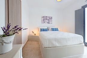 White Harmony Suites