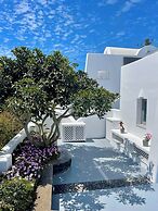 White Harmony Suites