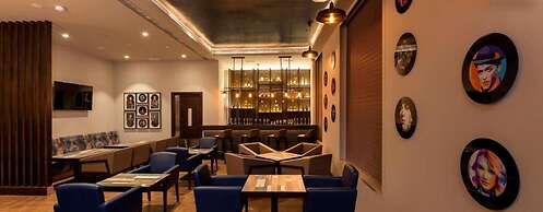 Lemon Tree Hotel Lucknow