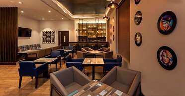 Lemon Tree Hotel Lucknow