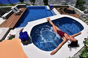 Villa Asterope, Luxury Retreat by Pleiades