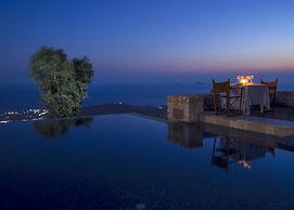 Villa Asterope, Luxury Retreat by Pleiades