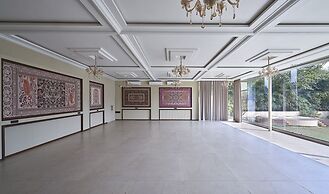 Olive Resorts & Villas