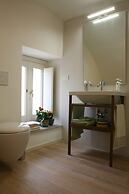 Le Tre Vie Apartment & Room